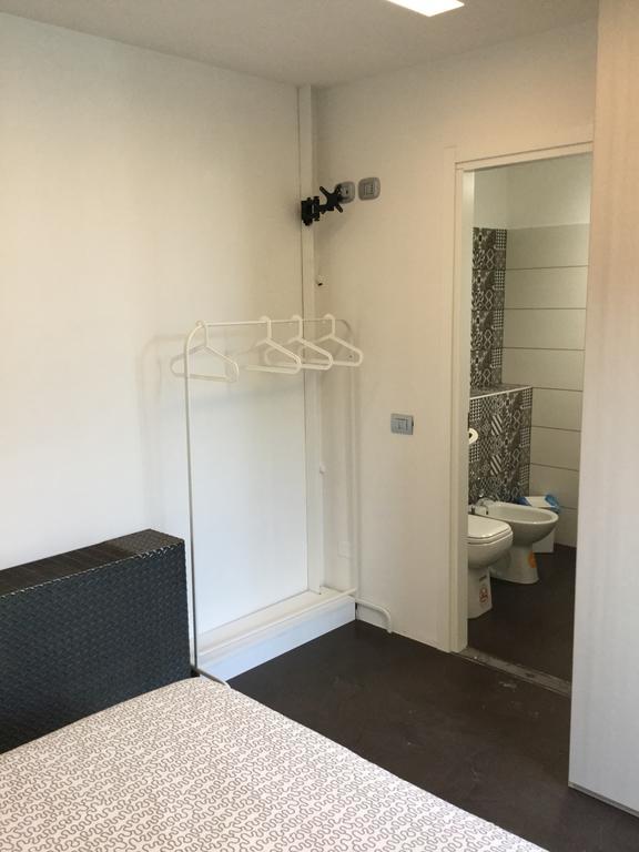 Le Vele Affittacamere Desenzano del Garda Chambre photo