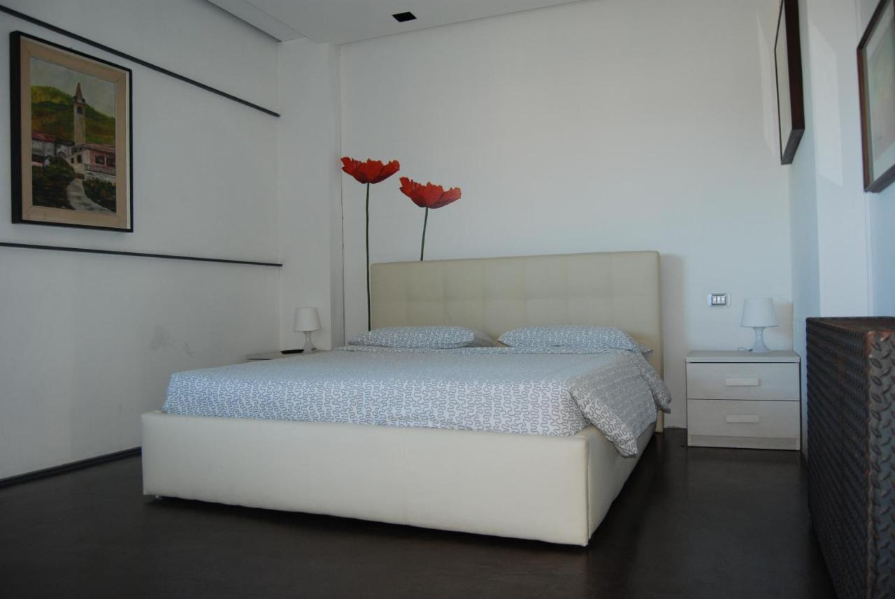 Le Vele Affittacamere Desenzano del Garda Extérieur photo